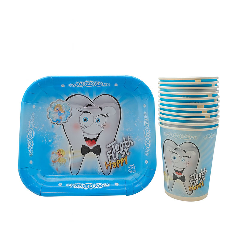 پیش دستی و لیوان یکبار مصرف مدل دندون کد KP-31 مجموعه 12 عددی